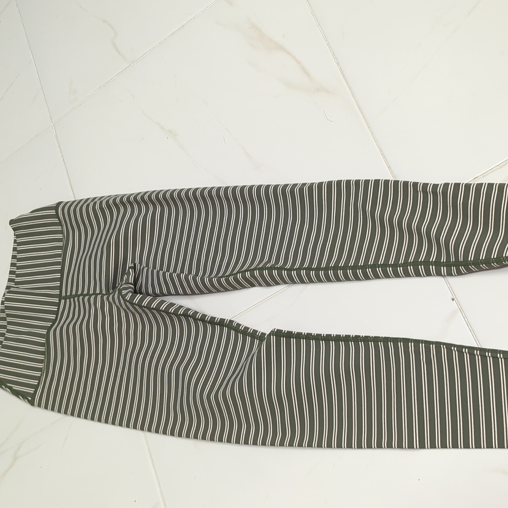 Glyder brand leggings